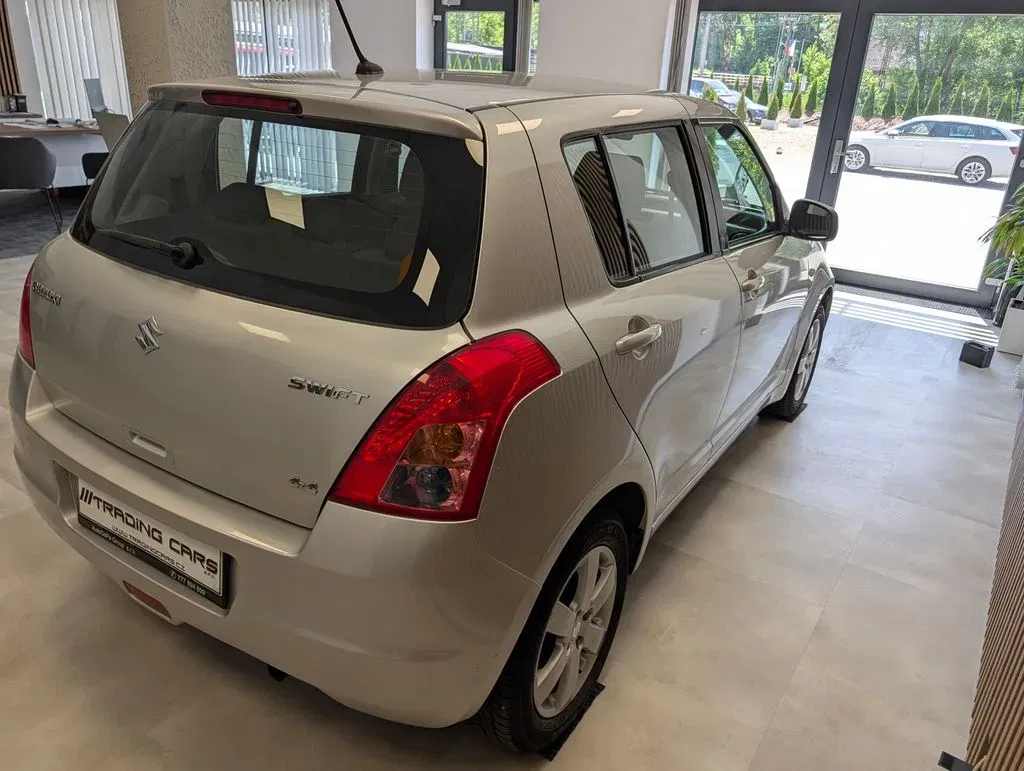 Suzuki Swift - Náhled 7