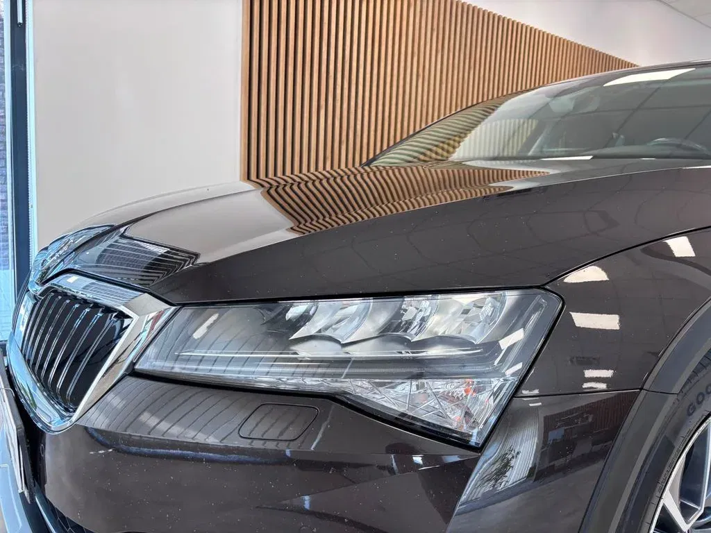 Škoda Superb - Náhled 4
