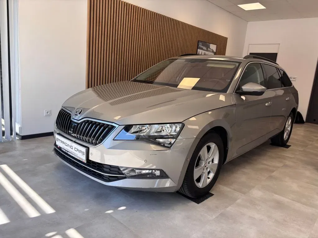 Škoda Superb - Náhled 3