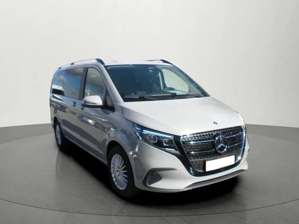 Mercedes-Benz Třídy V V300 D Style Long 4x4 MBUX/ Na, 2026