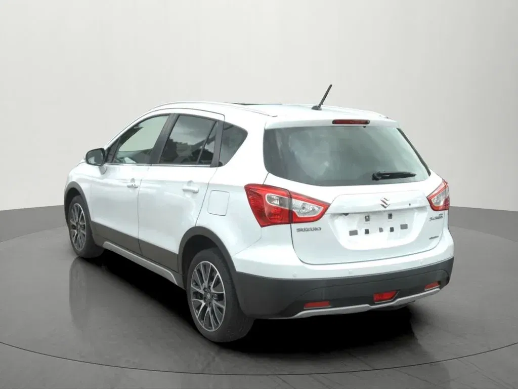 Suzuki SX4 S-Cross - Náhled 6