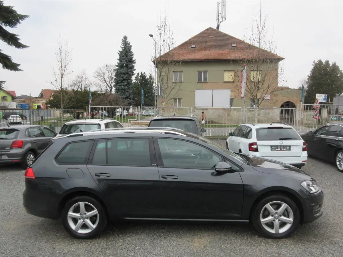 Volkswagen Golf - Náhled 4