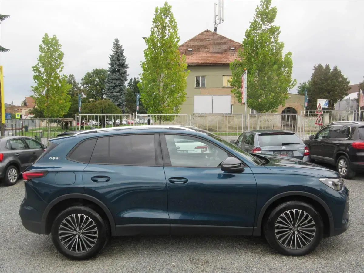 Volkswagen Tiguan - Náhled 4