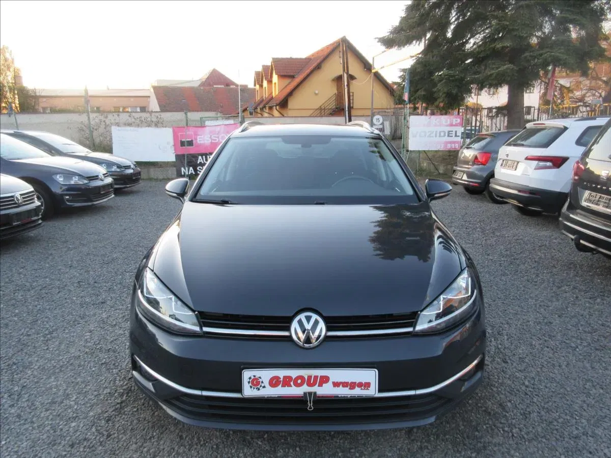 Volkswagen Golf – fotografie 1