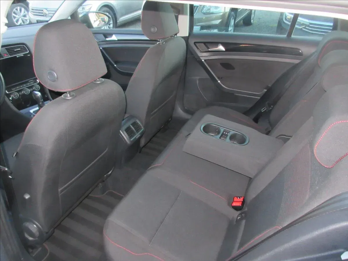 Volkswagen Golf - Náhled 7