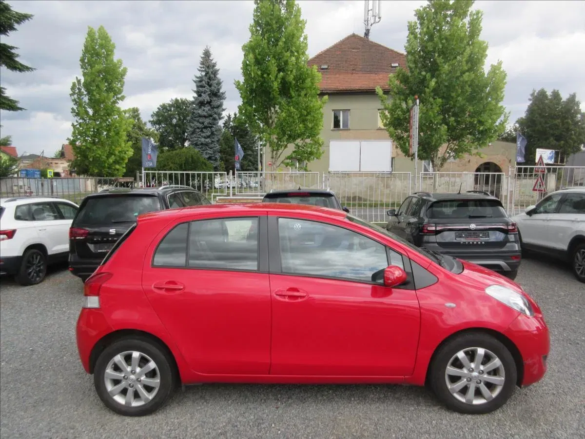Toyota Yaris - Náhled 4
