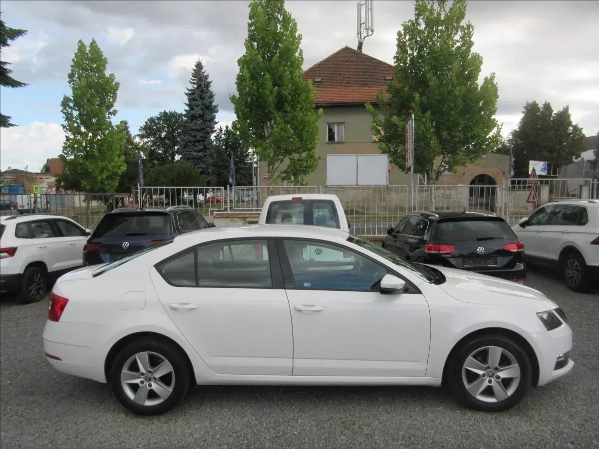 Škoda Octavia - Náhled 4