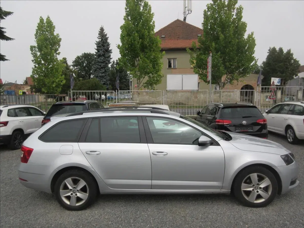 Škoda Octavia - Náhled 4