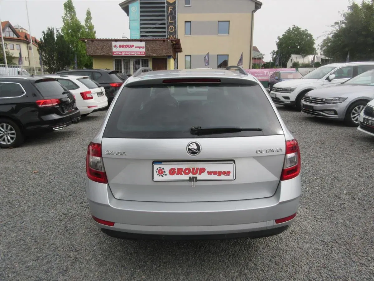 Škoda Octavia - Náhled 5