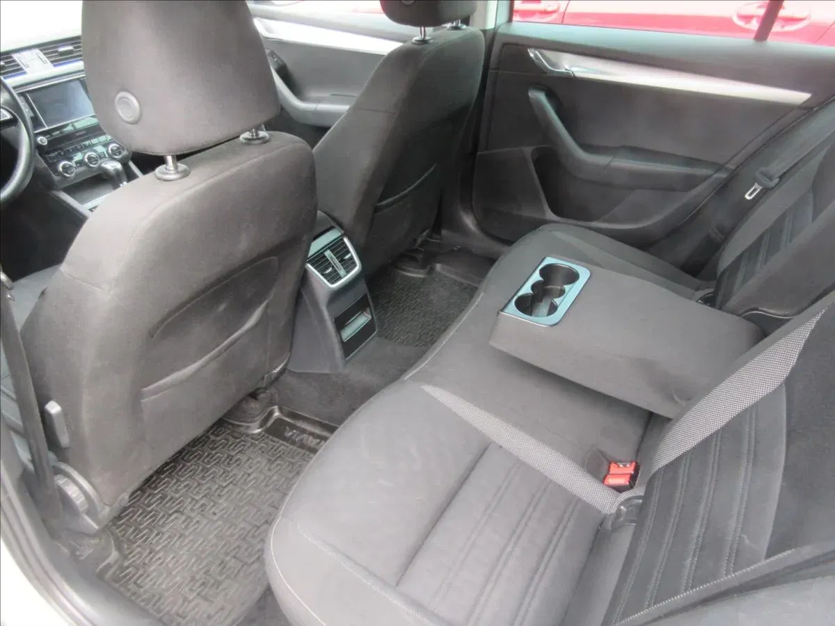 Škoda Octavia - Náhled 7