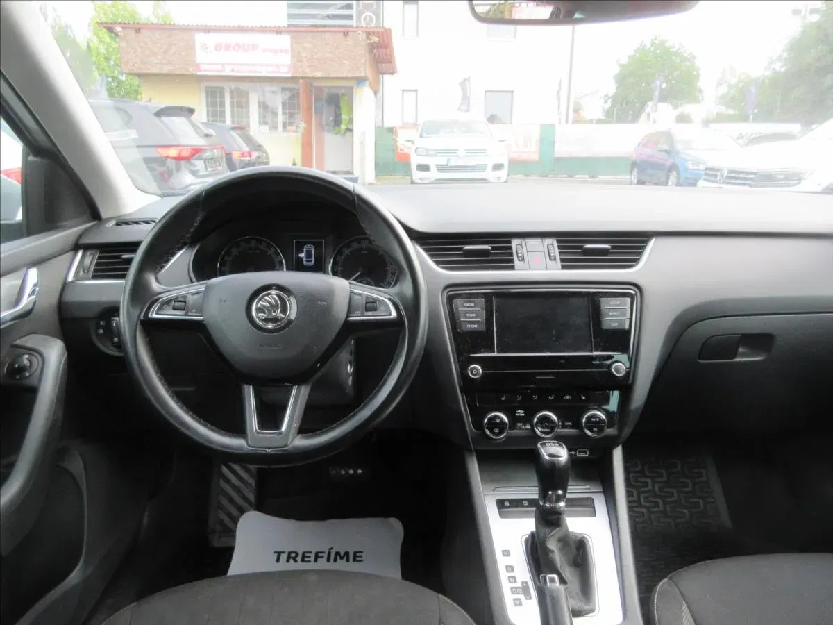 Škoda Octavia - Náhled 8