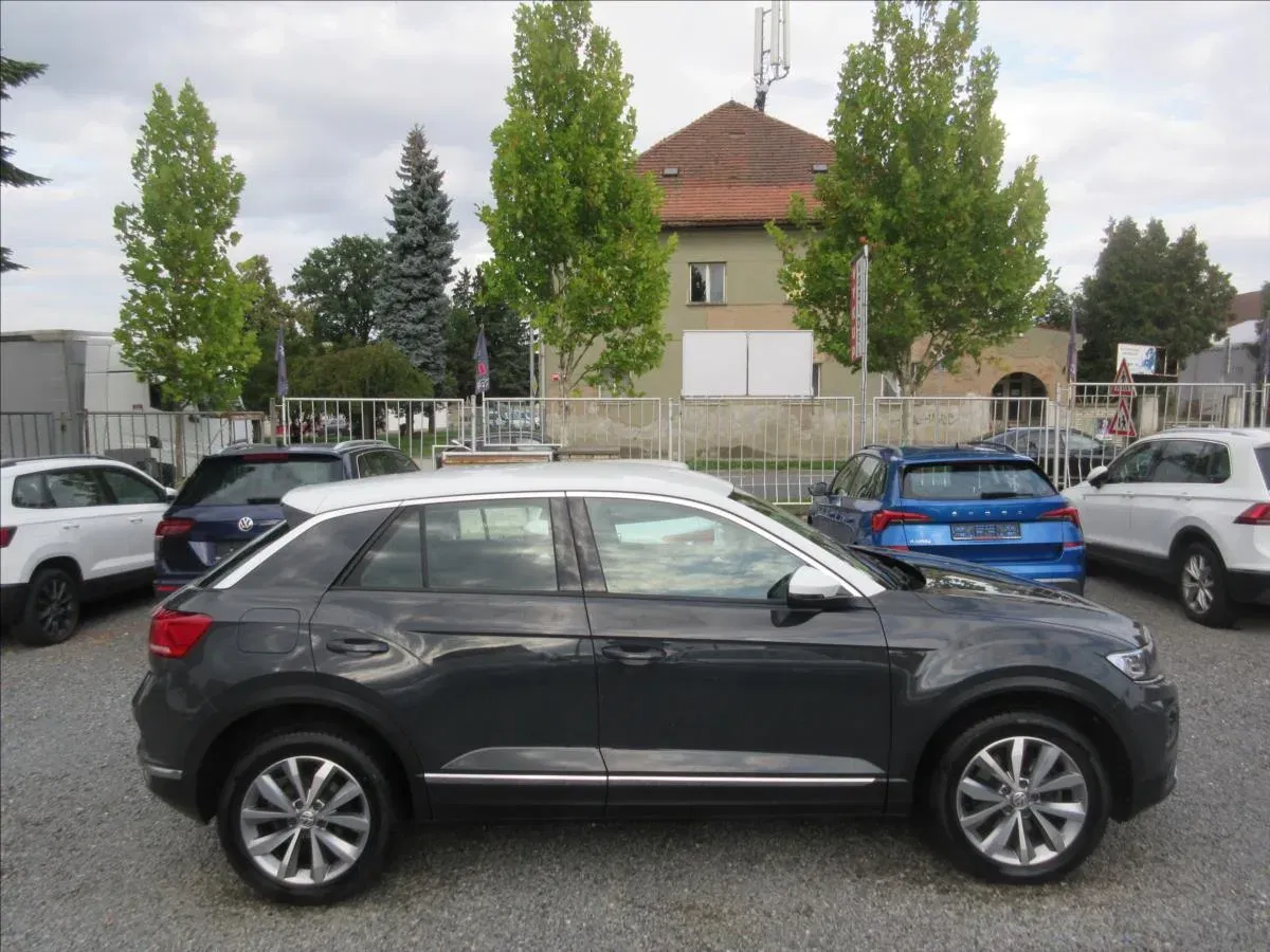 Volkswagen T-Roc - Náhled 4
