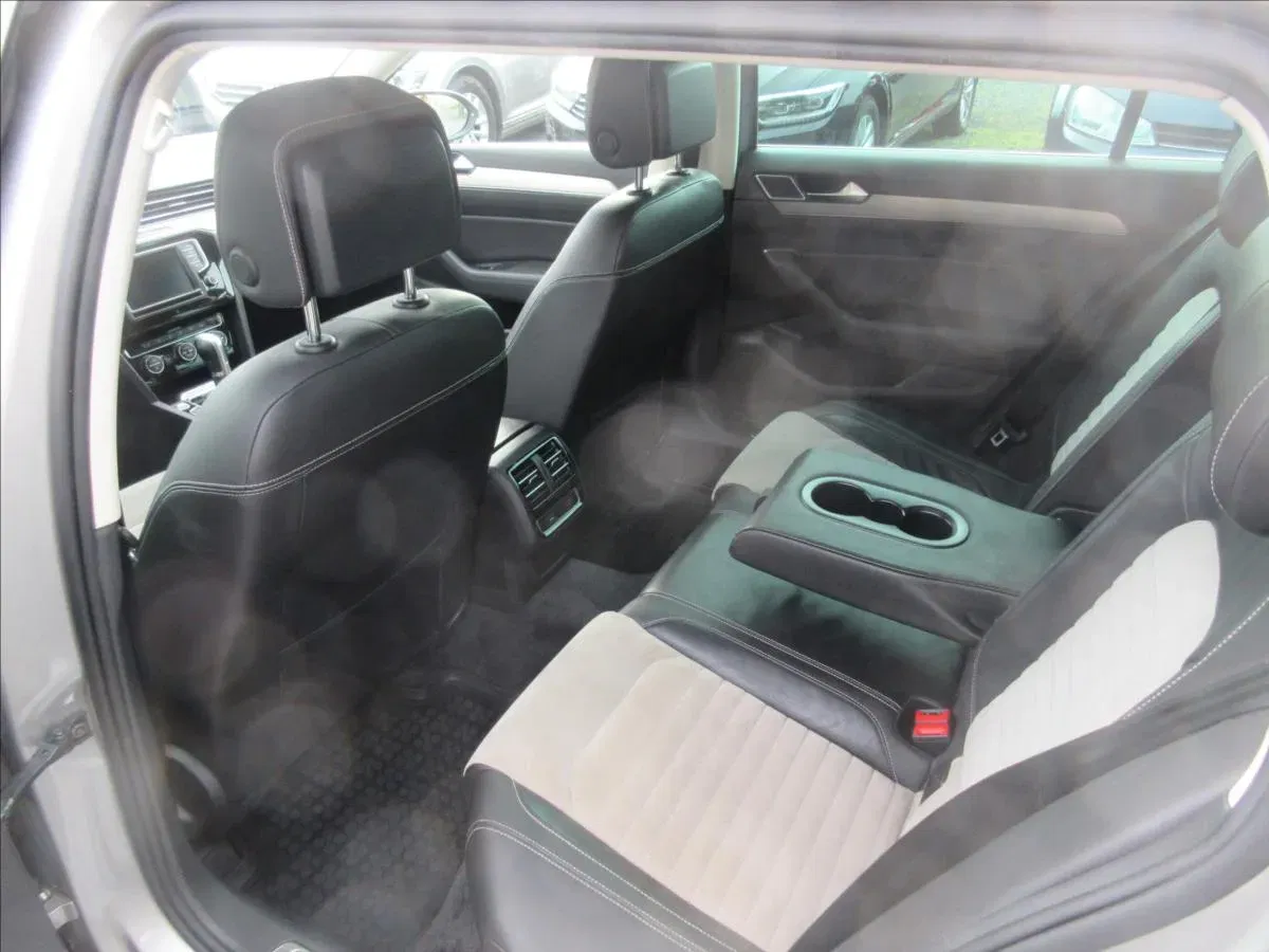 Volkswagen Passat - Náhled 8