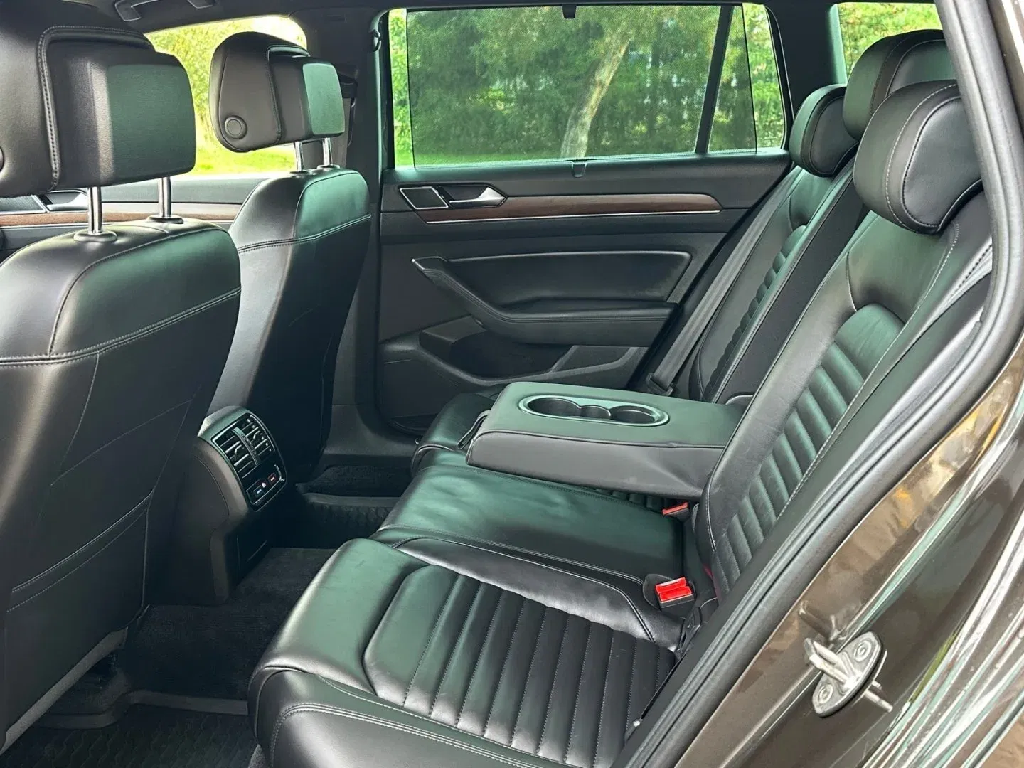 Volkswagen Passat - Náhled 12