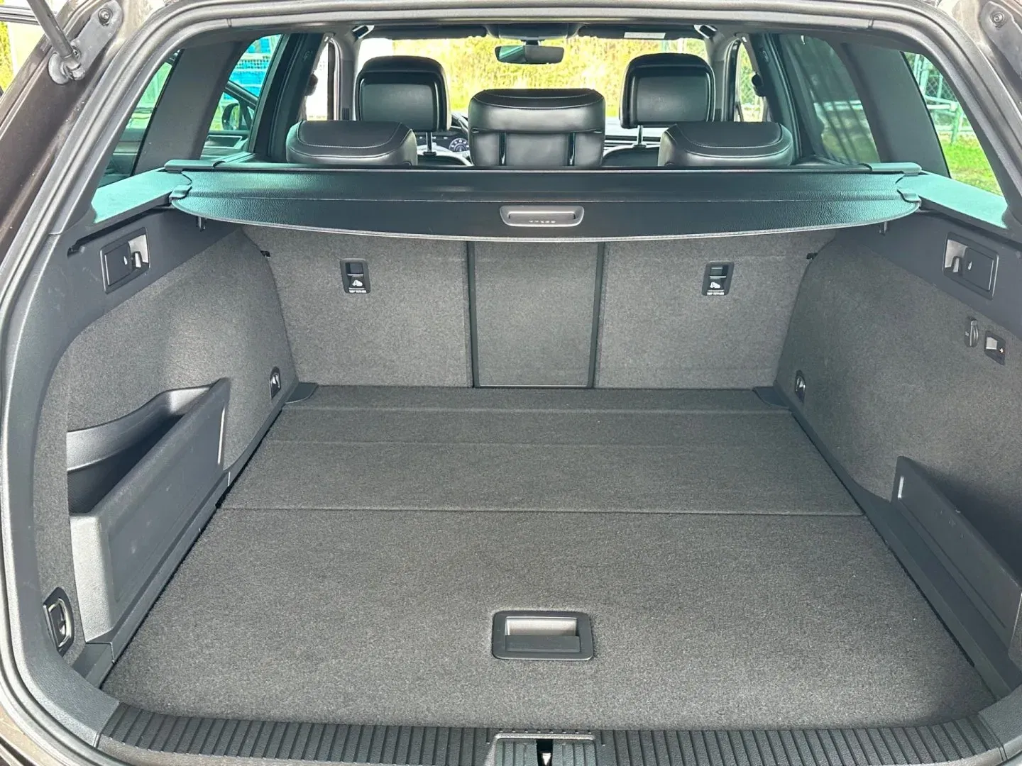 Volkswagen Passat - Náhled 13