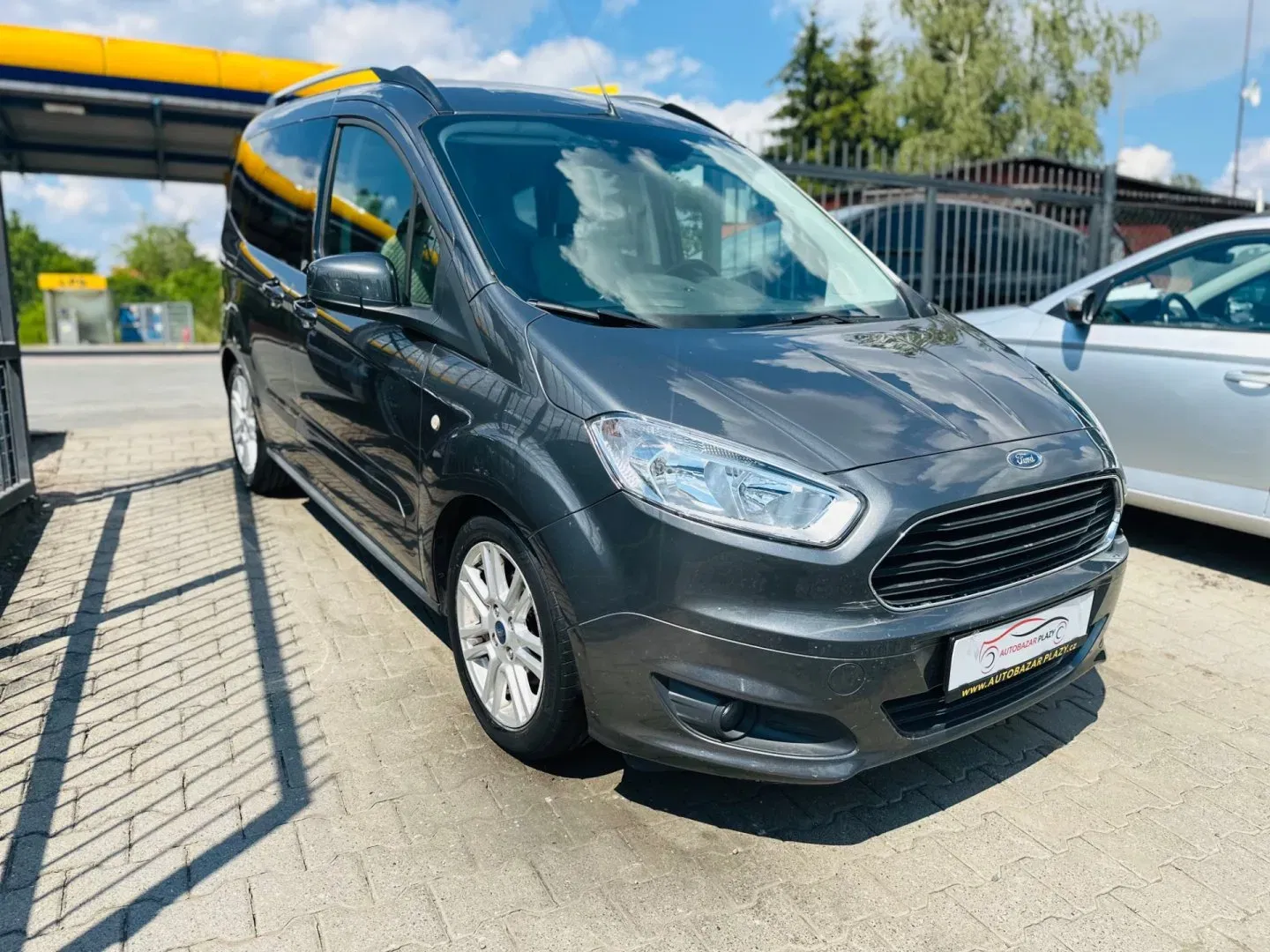 Ford Tourneo Courier - Obrázek 1