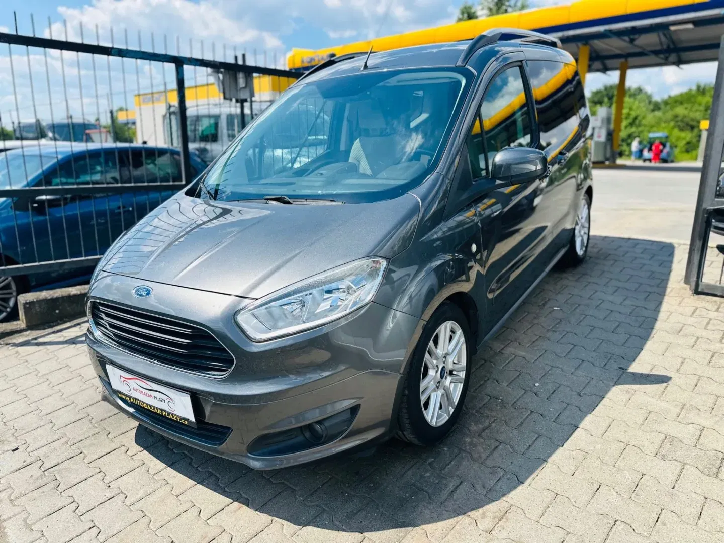 Ford Tourneo Courier - Náhled 2