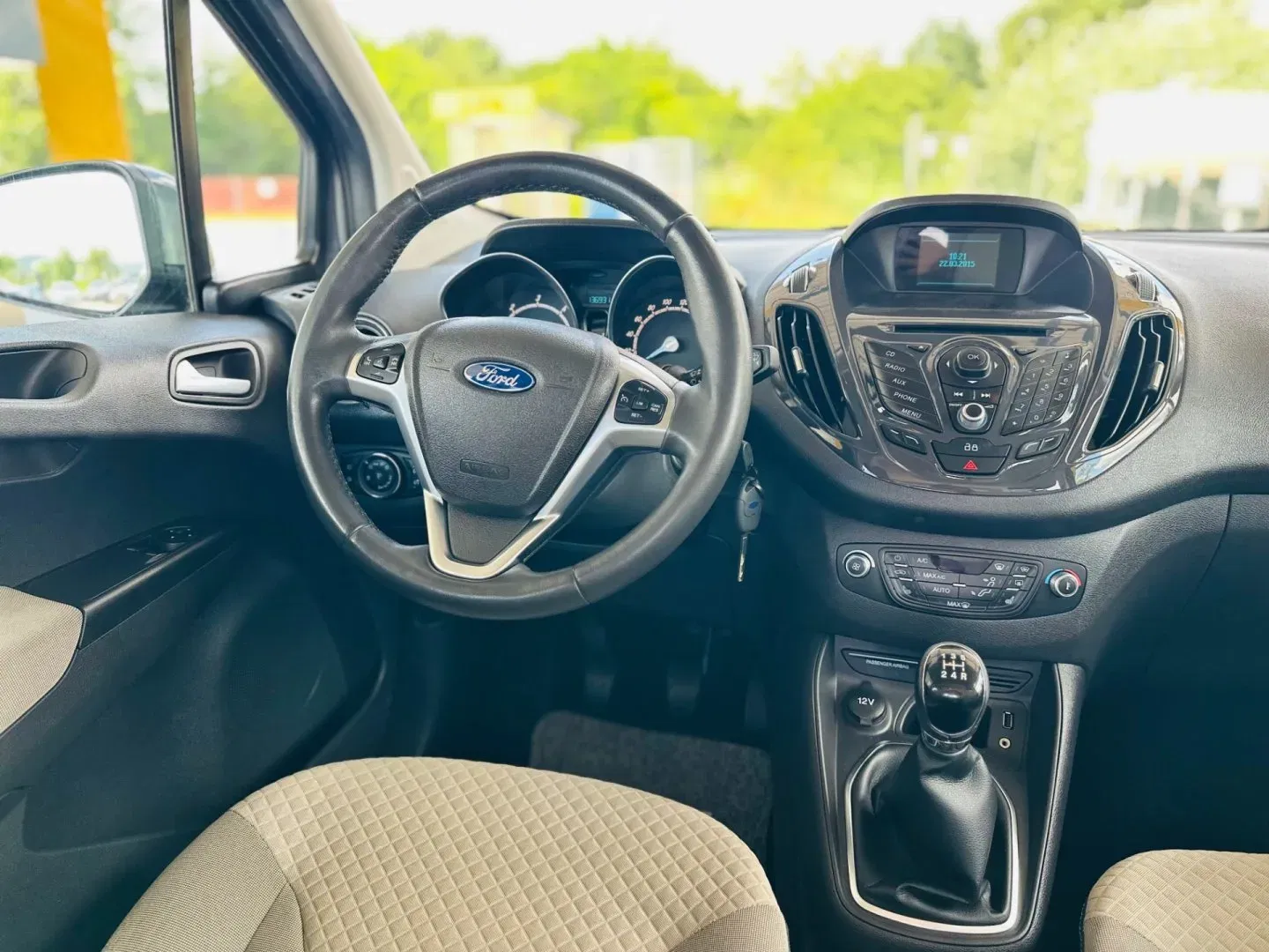 Ford Tourneo Courier - Náhled 7