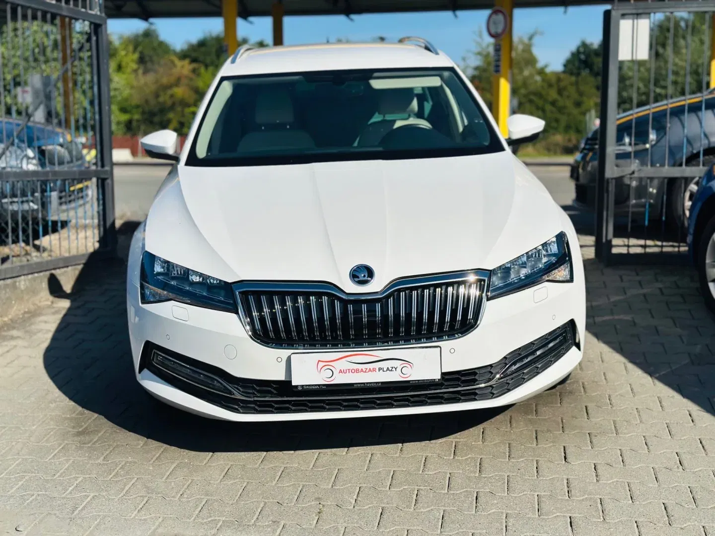 Škoda Superb - Náhled 2