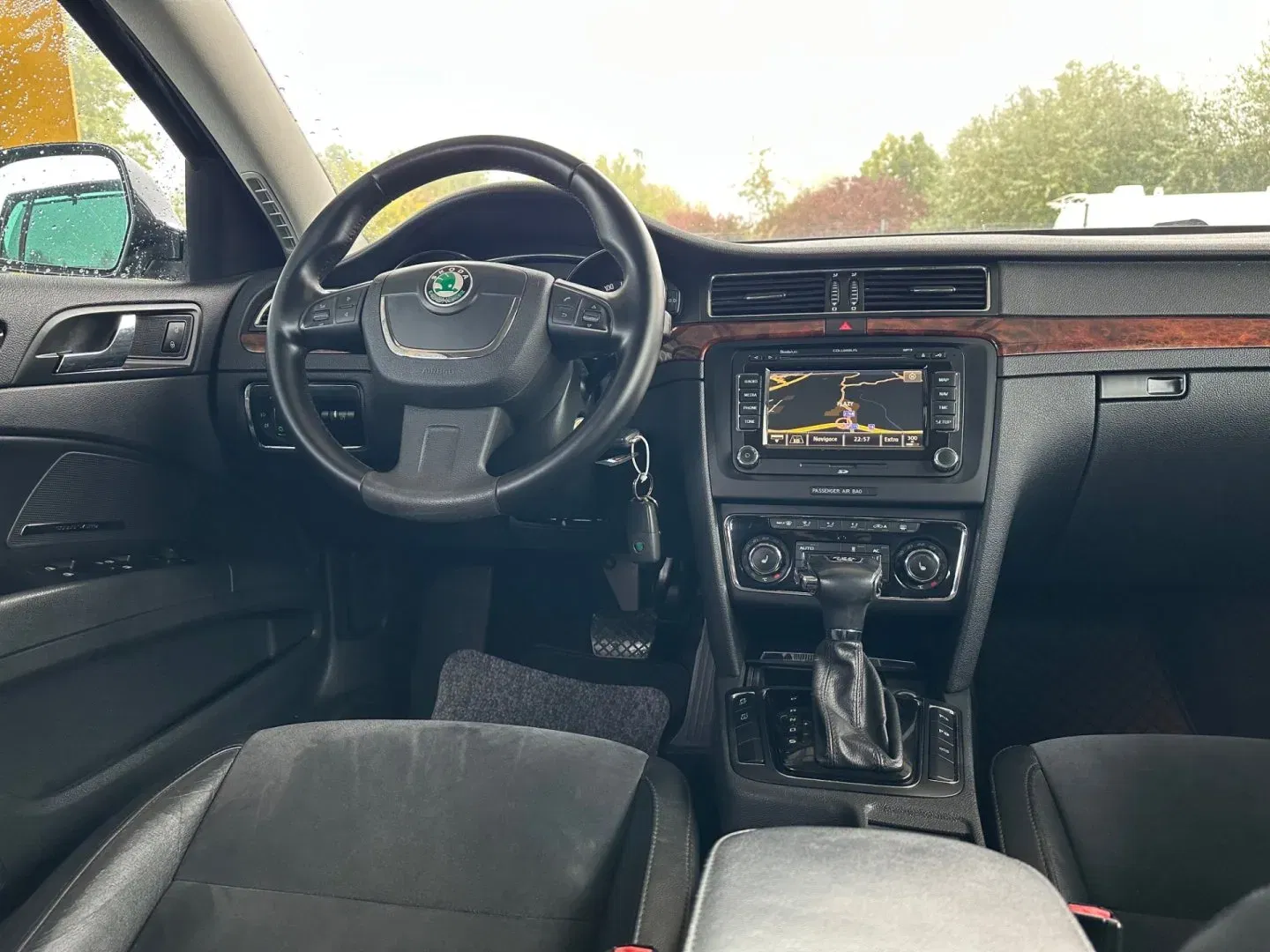 Škoda Superb - Náhled 9