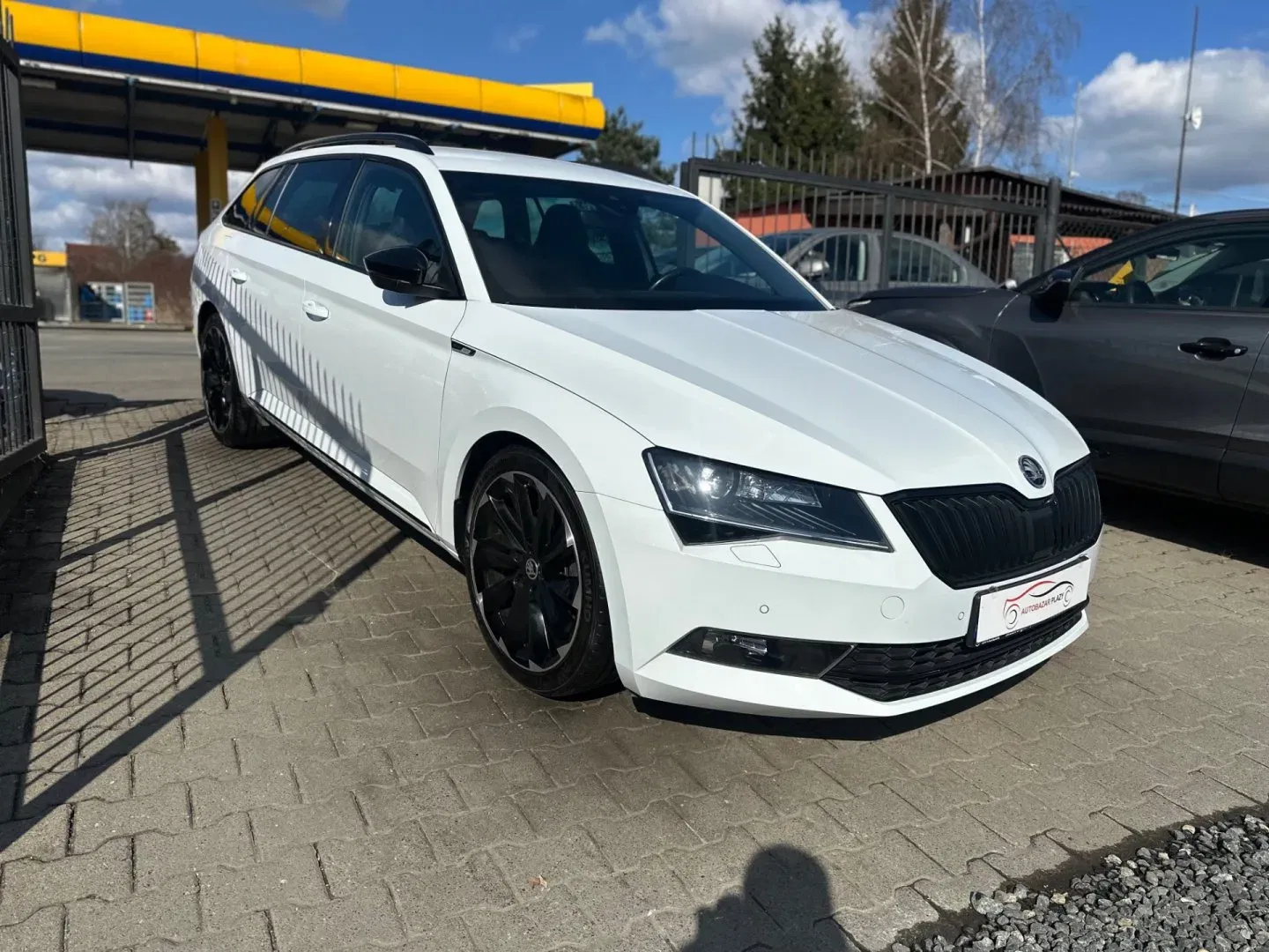 Škoda Superb - Obrázek 1