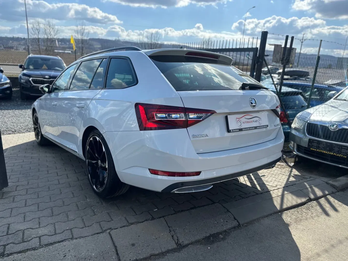 Škoda Superb - Náhled 3