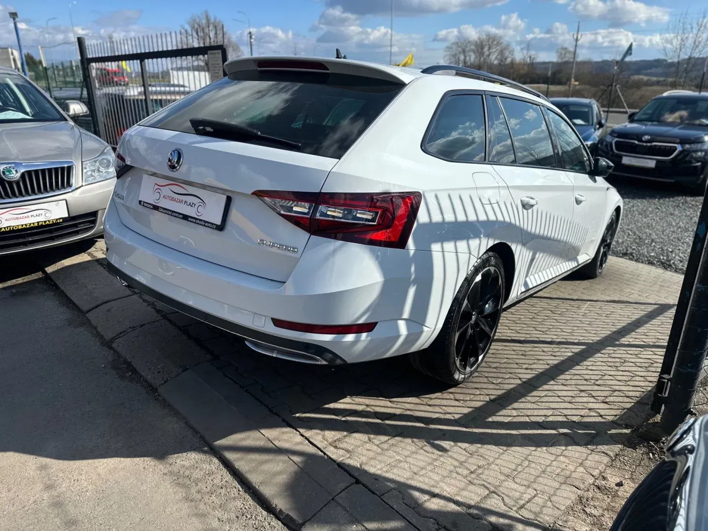 Škoda Superb - Náhled 4