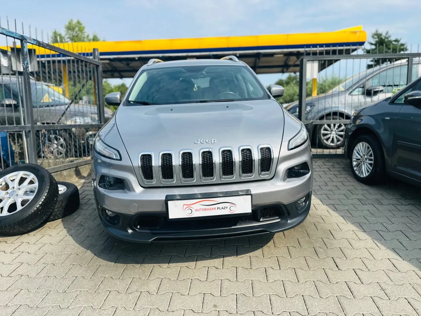 Jeep Cherokee - Náhled 2