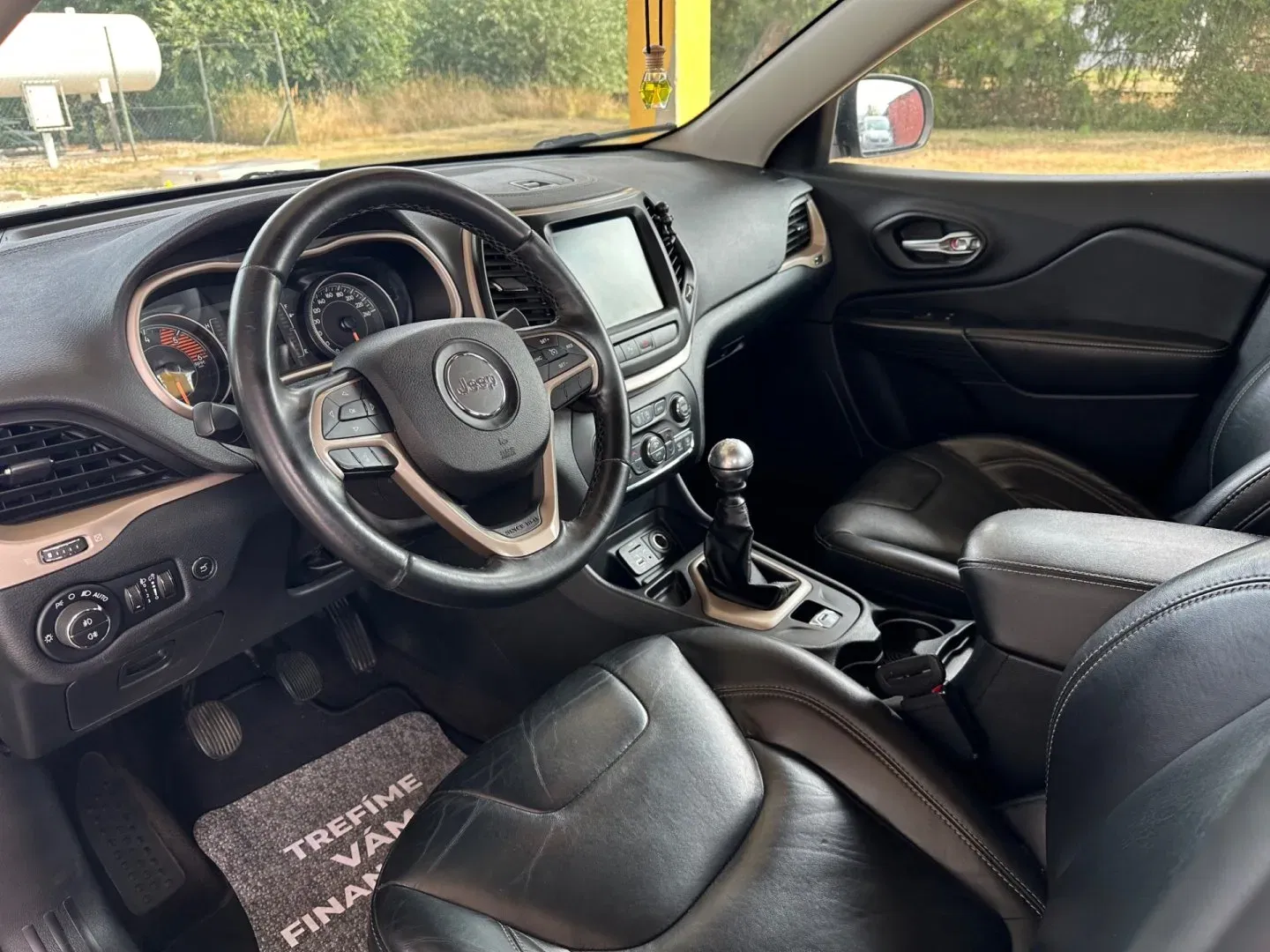 Jeep Cherokee - Náhled 7