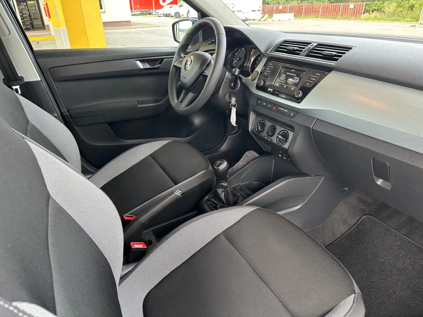 Škoda Fabia - Náhled 8