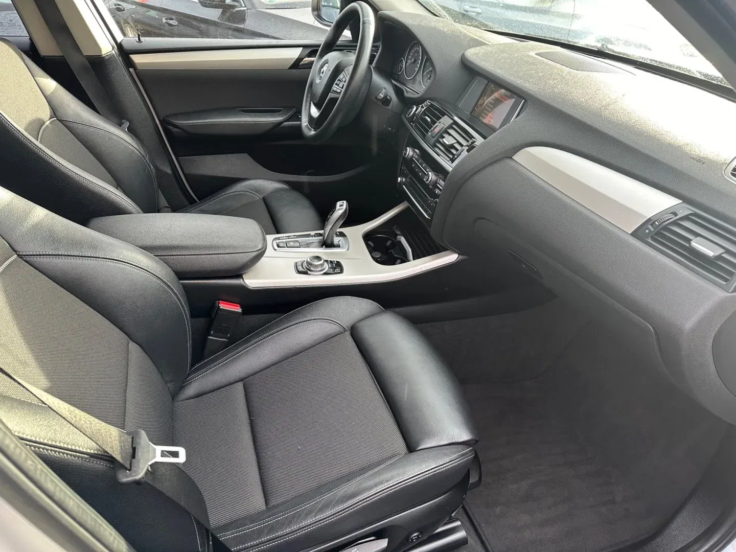 BMW X3 - Náhled 8