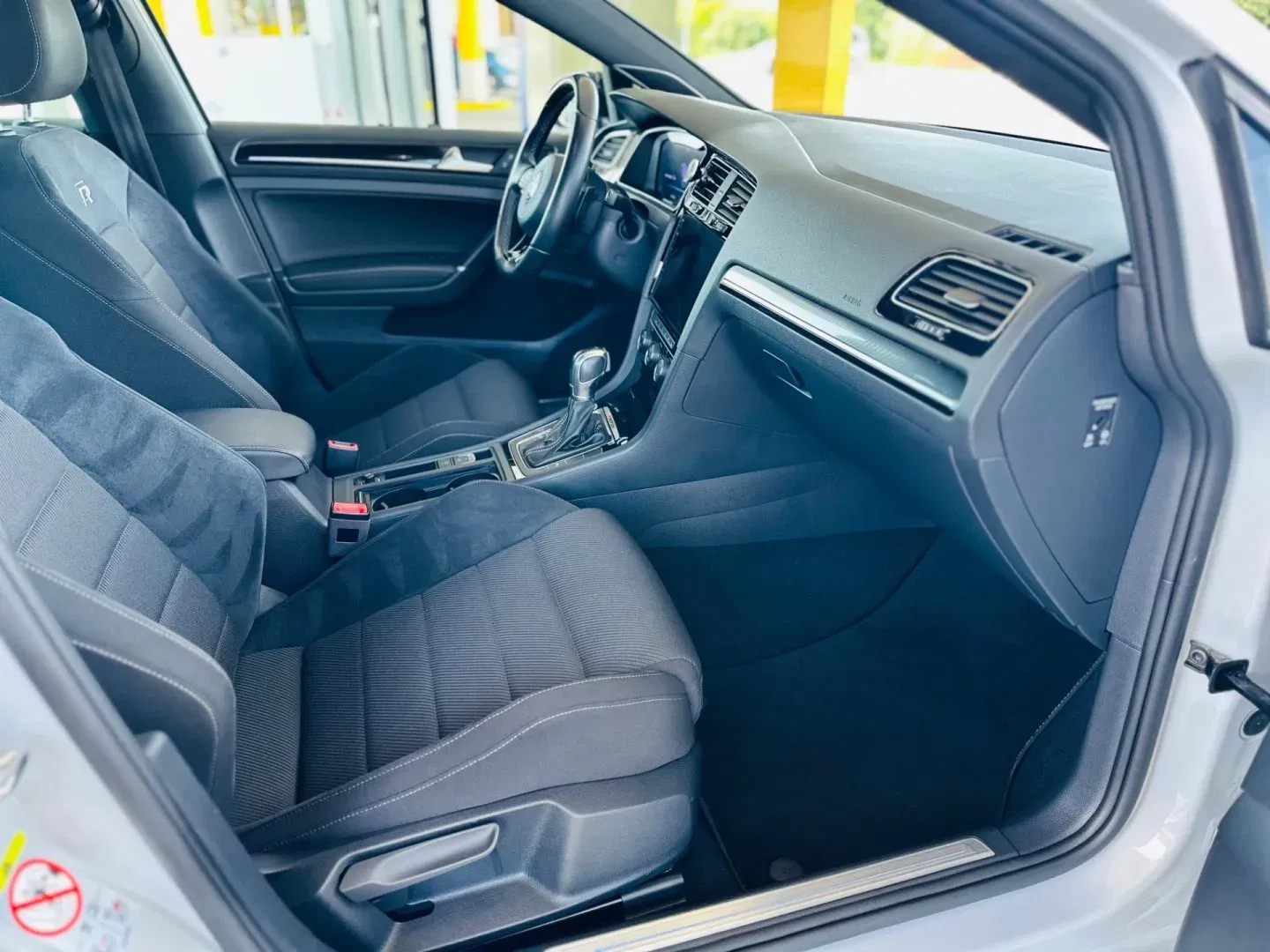Volkswagen Golf - Náhled 9