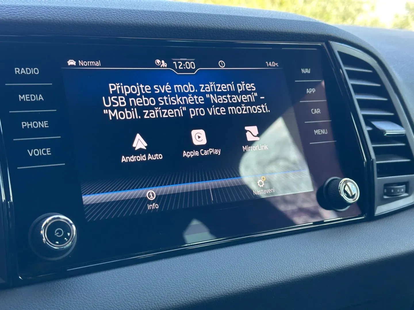 Škoda Karoq - Náhled 13