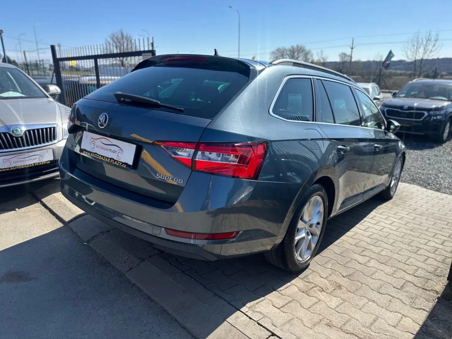 Škoda Superb - Náhled 4