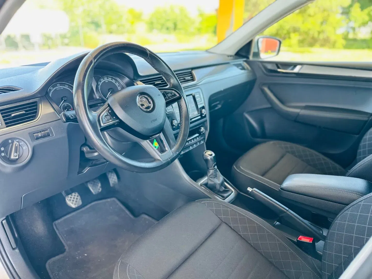Škoda Rapid - Náhled 5