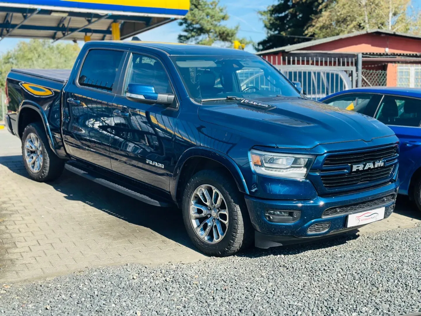 RAM 1500 5.7HEMI V8 LARAMIE SPORT, 2021