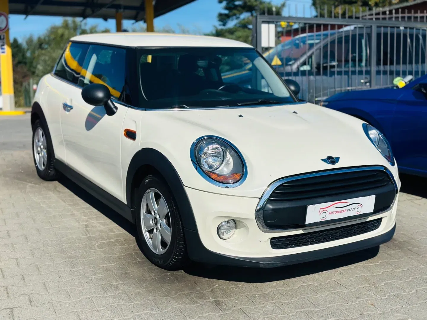 Mini One - Obrázek 1