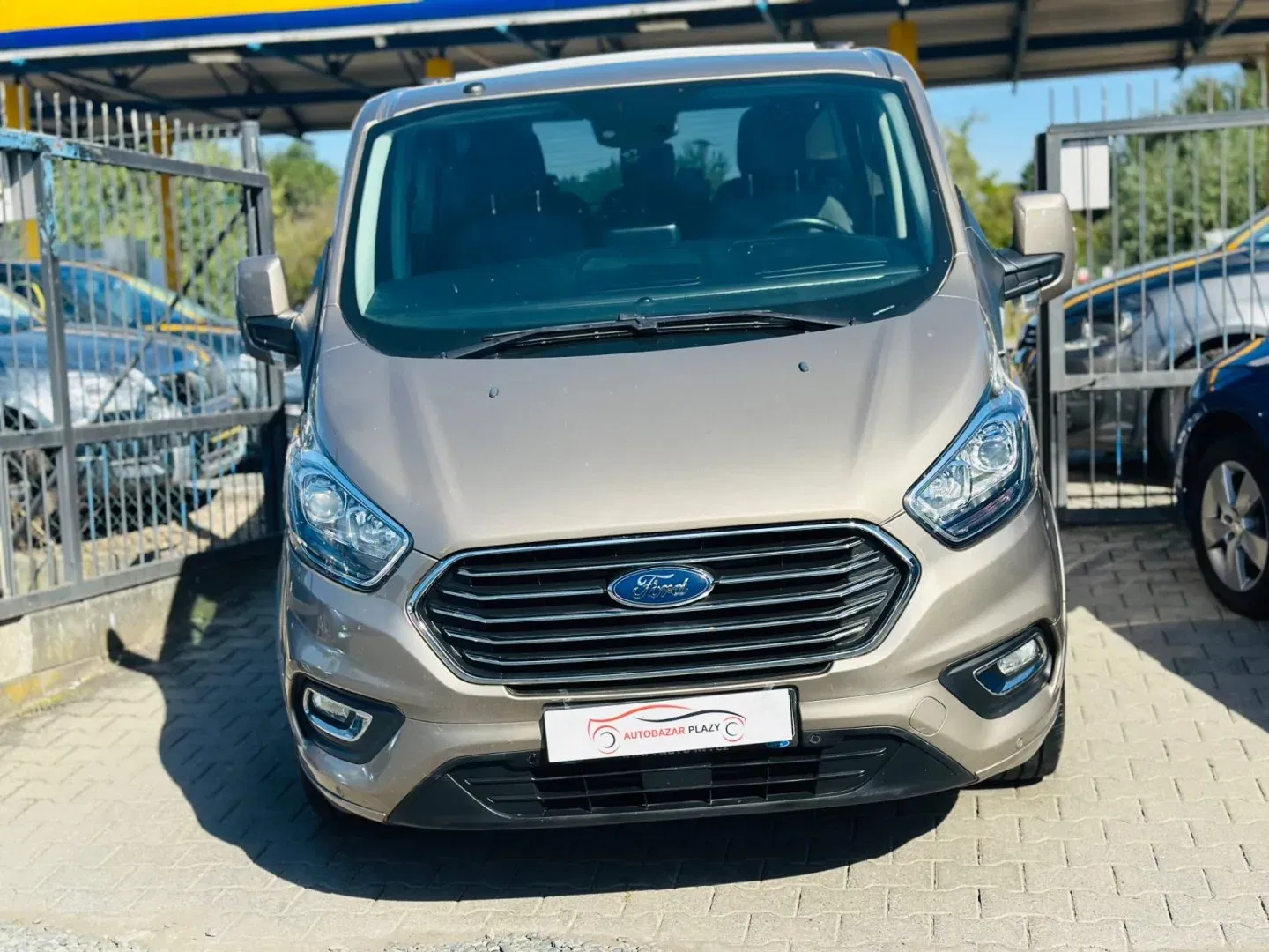 Ford Tourneo Custom - Náhled 2