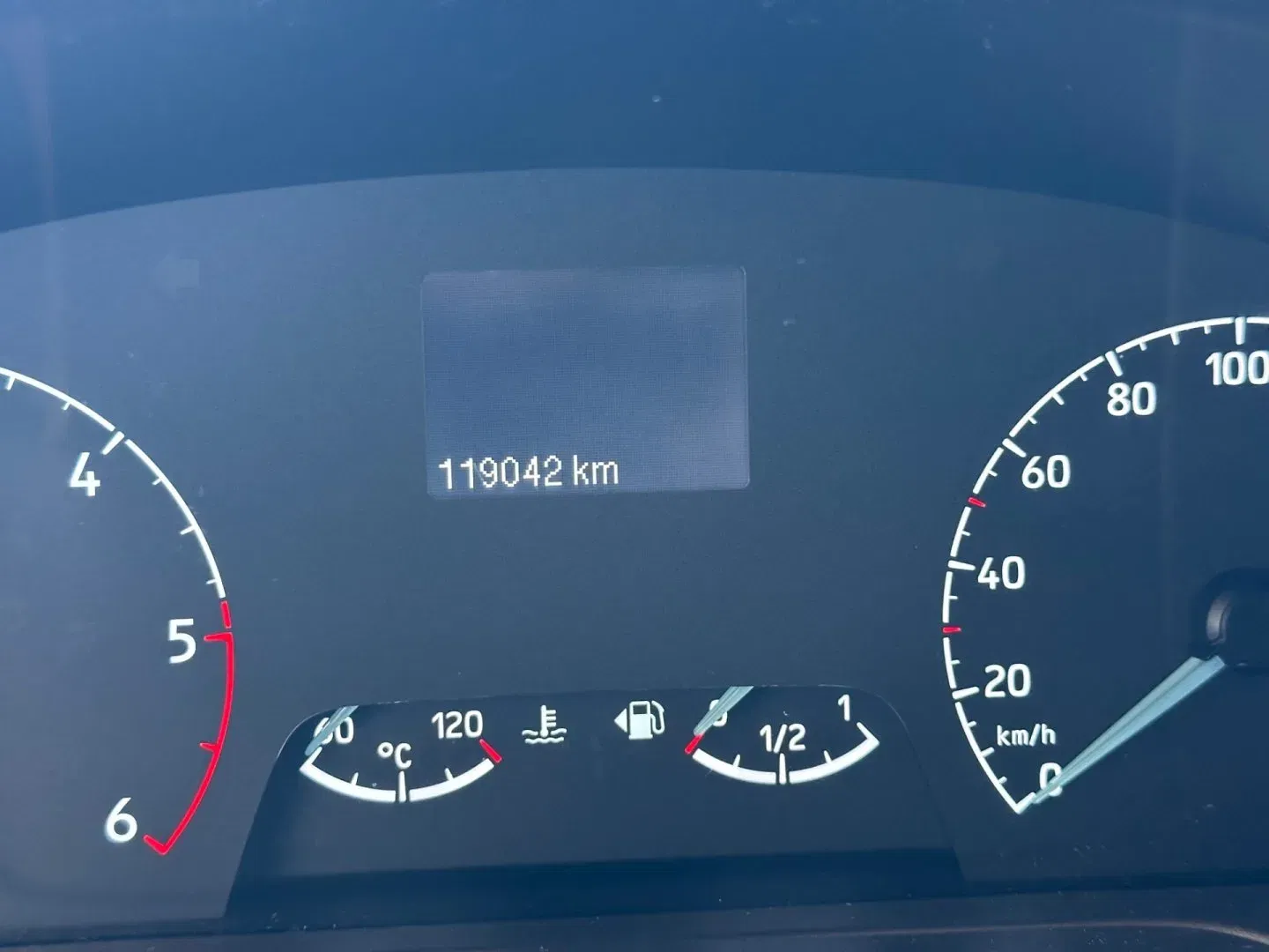 Ford Tourneo Custom - Náhled 10