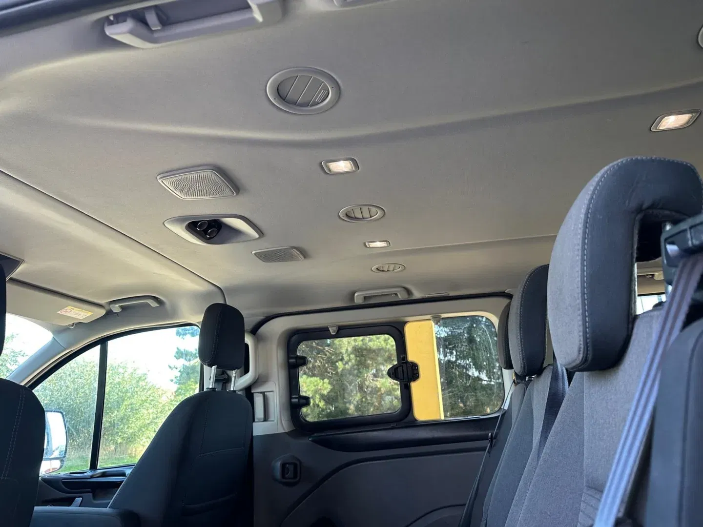 Ford Tourneo Custom - Náhled 19