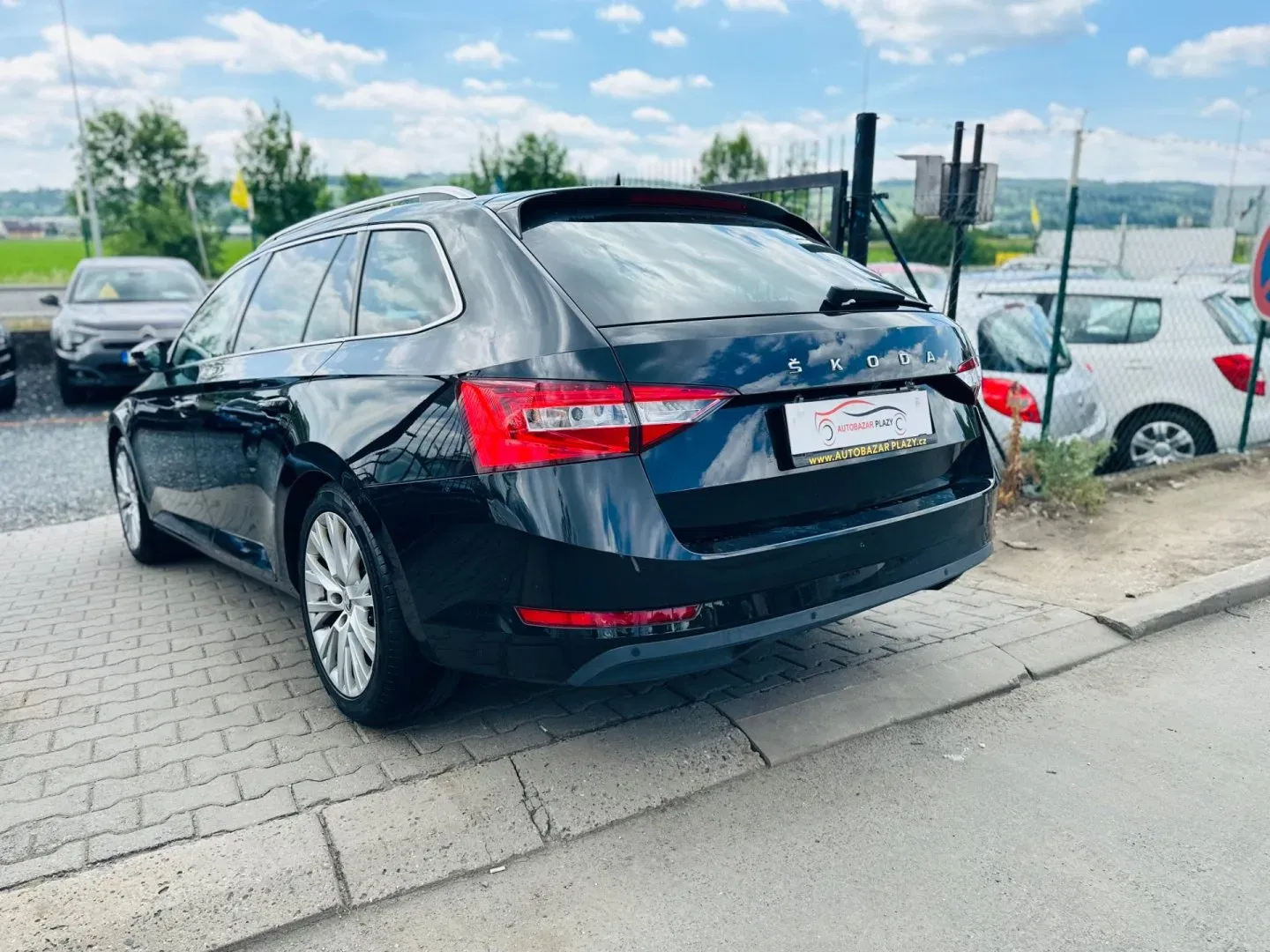 Škoda Superb - Náhled 4