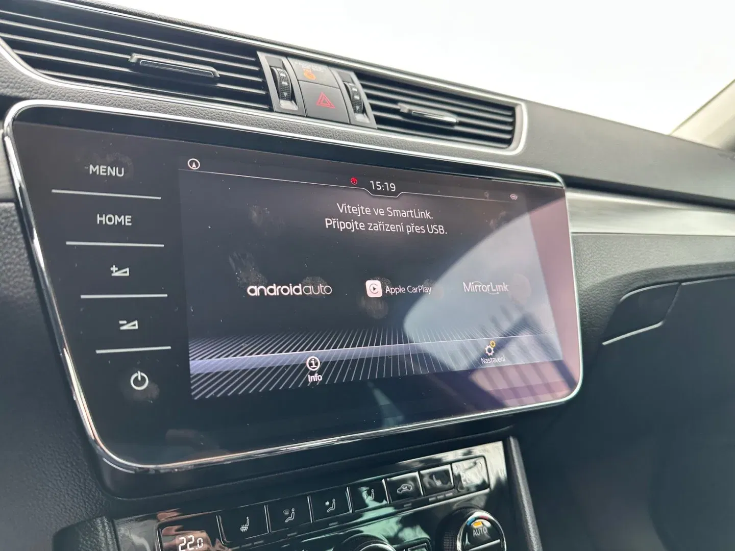 Škoda Superb - Náhled 15