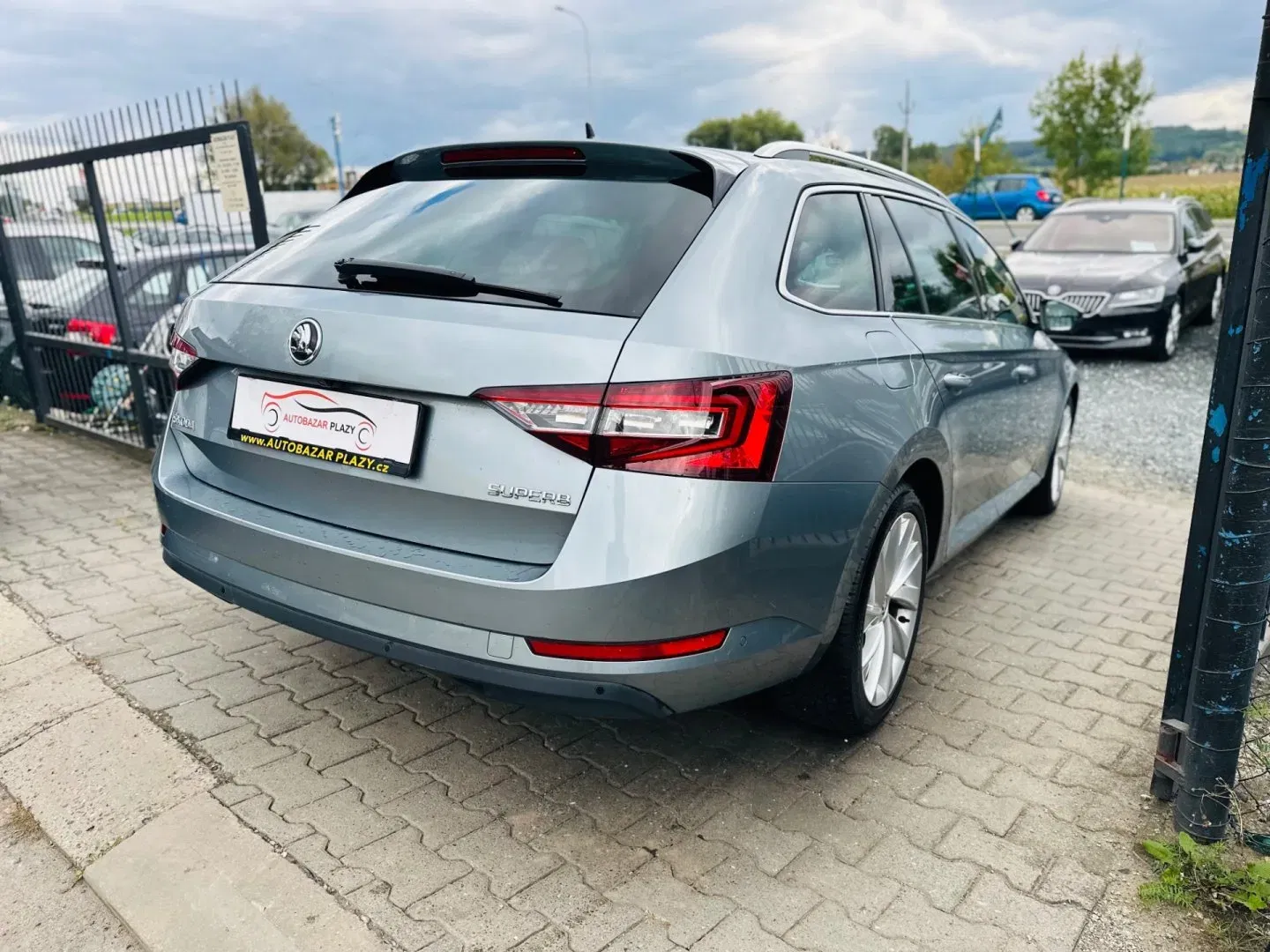 Škoda Superb - Náhled 4