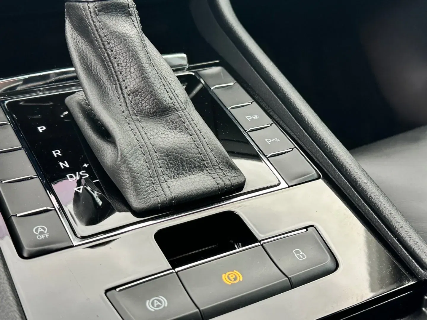 Škoda Superb - Náhled 11