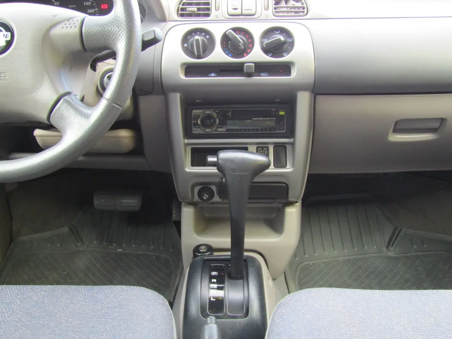 Nissan Micra - Náhled 17