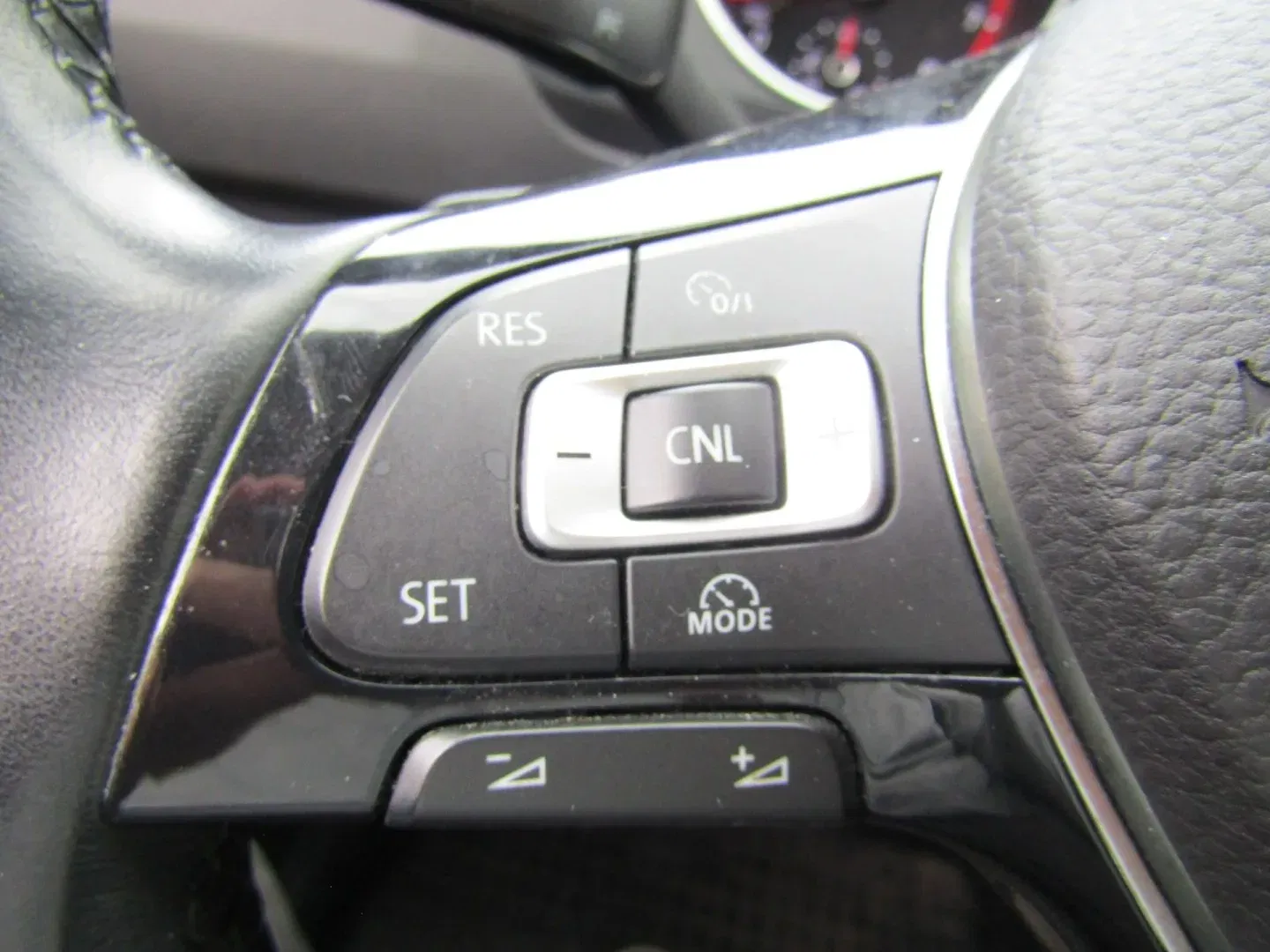 Volkswagen Tiguan - Náhled 31