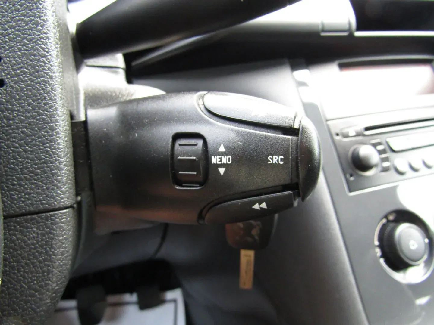 Peugeot 3008 - Náhled 32