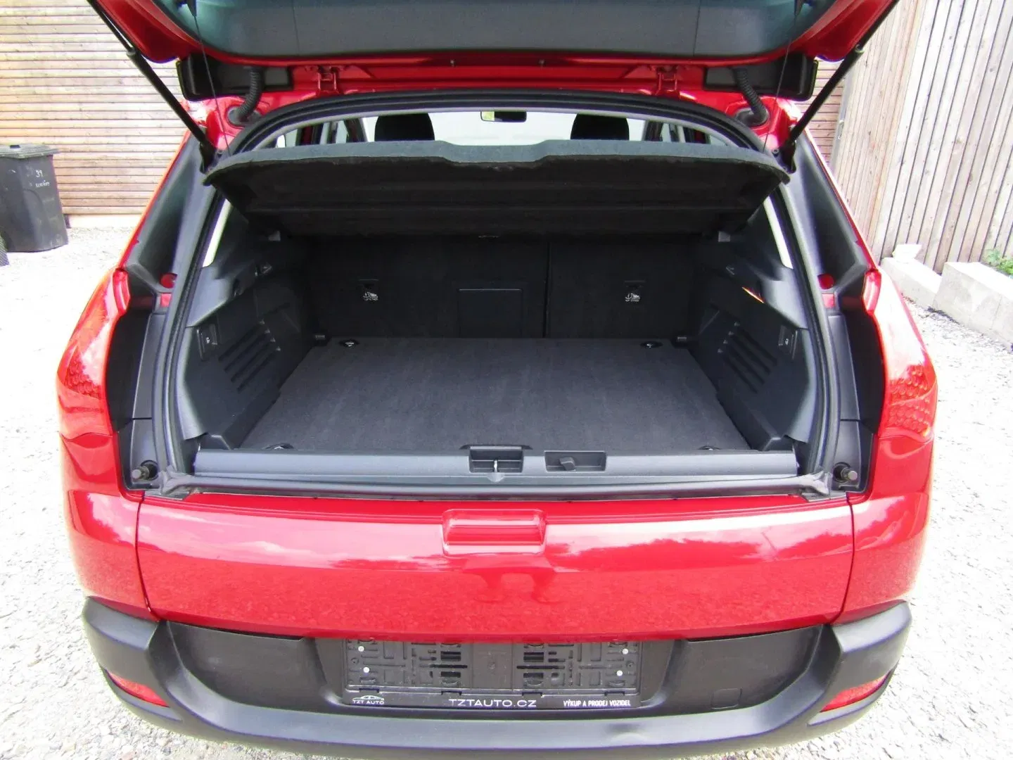 Peugeot 3008 - Náhled 23