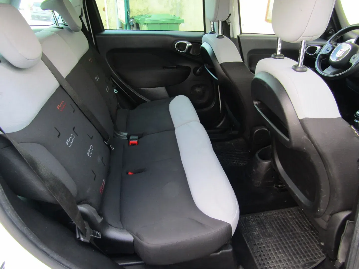 Fiat 500L - Náhled 27