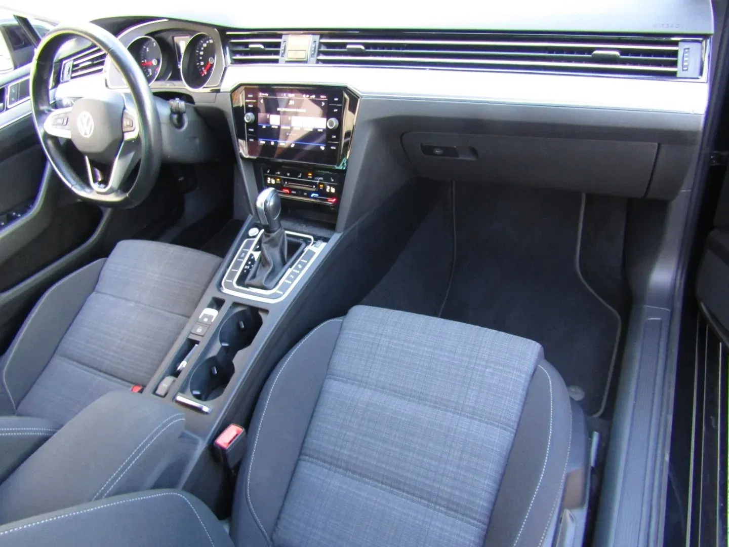 Volkswagen Passat - Náhled 14